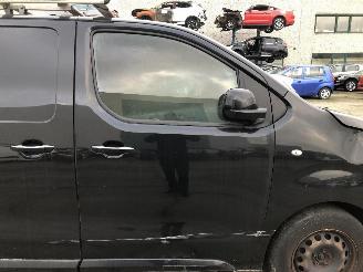 Peugeot Expert 2.0 HDI   AHK picture 9