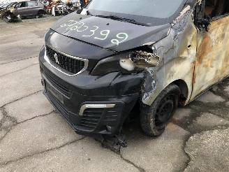 Peugeot Expert 2.0 HDI   AHK picture 7