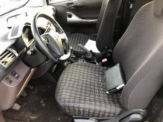 Toyota iQ 1.0 picture 6