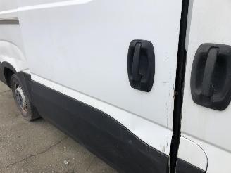 Iveco Daily 35-130 picture 12