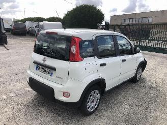 uszkodzony samochody osobowe Fiat Panda 1.0 HYBRIDE 2022/12