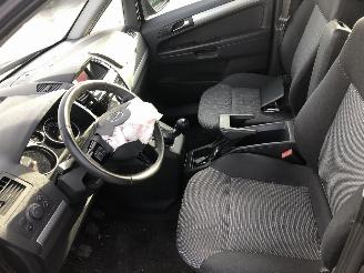 Opel Zafira 1.6I  7 PLACES picture 6