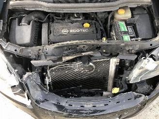 Opel Zafira 1.6I  7 PLACES picture 10