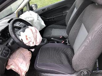 Ford Fiesta 1.2 picture 6