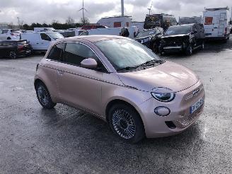 Fiat 500 ELECTRIQUE picture 2