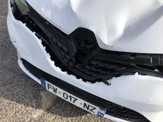 Renault Clio 1.0 picture 21