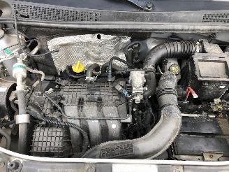 Dacia Sandero 1.0 picture 17