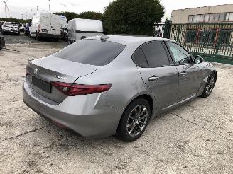 Alfa Romeo Giulia 2.2 D  150 CV picture 4