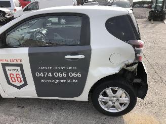 Toyota iQ 1.0 picture 9