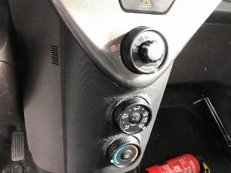 Toyota iQ 1.0 picture 19