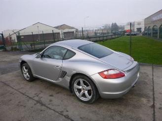 Porsche Cayman 2.7 picture 3