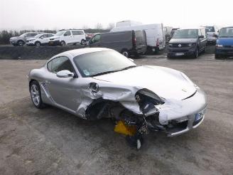 Porsche Cayman 2.7 picture 2