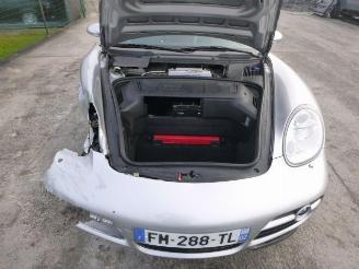 Porsche Cayman 2.7 picture 14