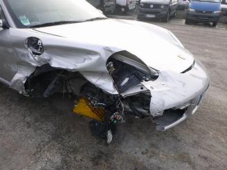 Porsche Cayman 2.7 picture 10