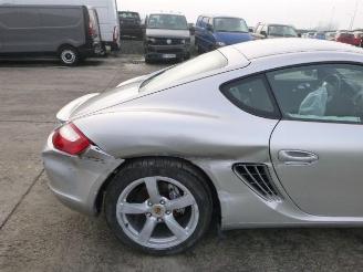 Porsche Cayman 2.7 picture 8