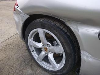 Porsche Cayman 2.7 picture 17