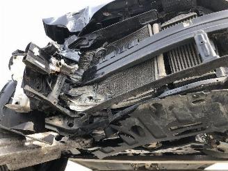 Kia Stonic 1.6 CRDI LAUNCH EDITION picture 4