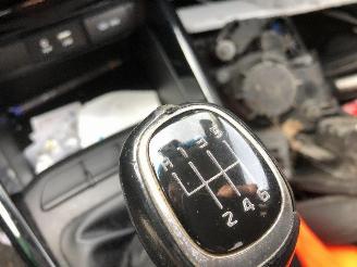 Kia Stonic 1.6 CRDI LAUNCH EDITION picture 24