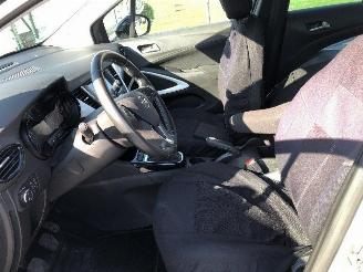 Opel Crossland 1.2 picture 10