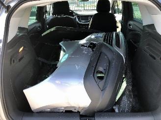 Opel Crossland 1.2 picture 8