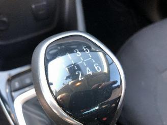 Opel Crossland 1.2 picture 12