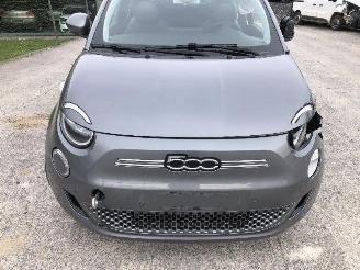 Fiat 500 500e BEV picture 10