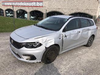 Voiture accidenté Fiat Tipo SW 1.6 MULTIJET 2018/3