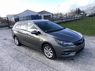 Opel Astra BREAK 1.5 CDTI picture 4