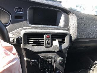 Volvo V-40 1.6 D picture 19