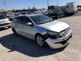 Peugeot 308 break 1.2 TURBO picture 3