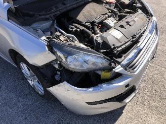 Peugeot 308 break 1.2 TURBO picture 8