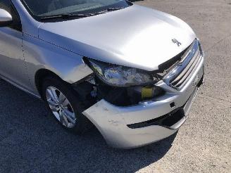 Peugeot 308 break 1.2 TURBO picture 5