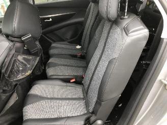 Peugeot 5008 1.2  7 PLACES picture 19