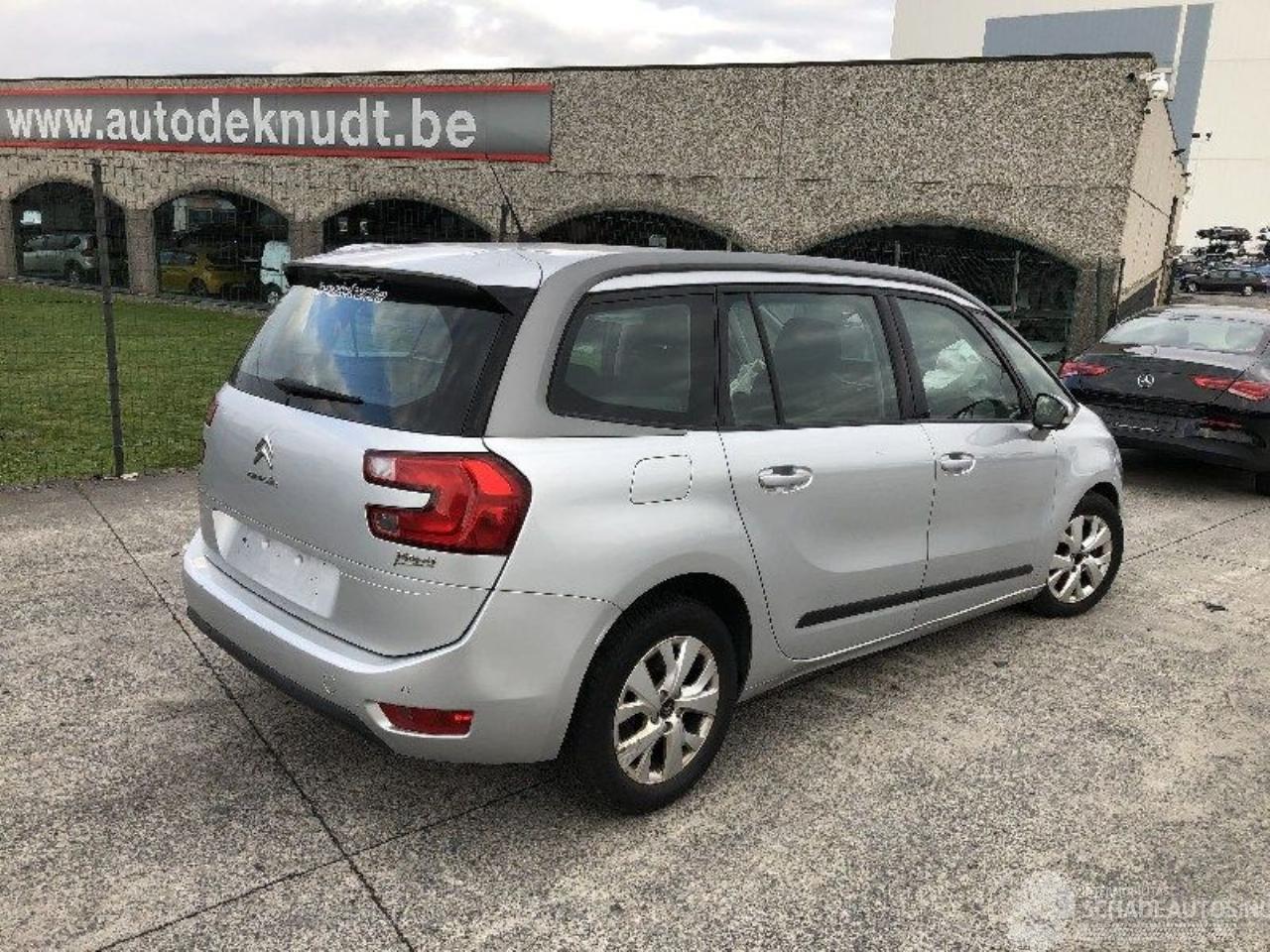 Citroën C4-picasso 1.6 HDI   7 PLACES