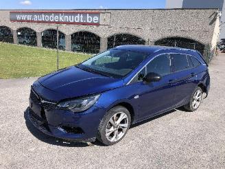 uszkodzony samochody osobowe Opel Astra BREAK 1.5 CDTI AUTOMATIQU 2021/6
