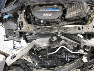 BMW 2-serie 225 xe active tourer picture 11