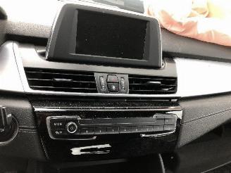 BMW 2-serie 225 xe active tourer picture 18