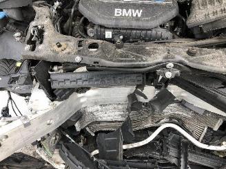 BMW 2-serie 225 xe active tourer picture 12