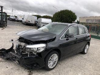 BMW 2-serie 225 xe active tourer picture 3