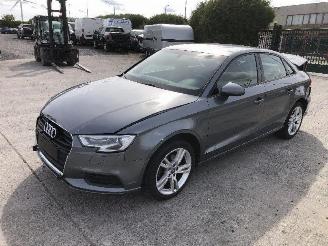 uszkodzony samochody osobowe Audi A3 1.0 TFSI 2020/2