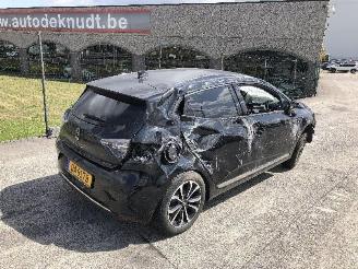 Renault Clio 1.0 turbo picture 2