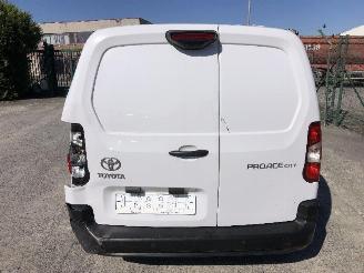Toyota ProAce 1.5 HDI automatique picture 4