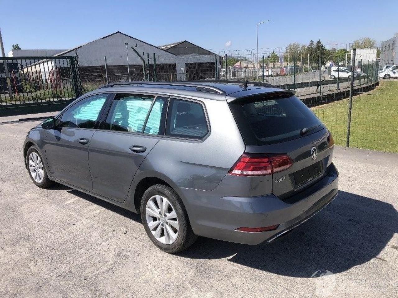 Volkswagen Golf 1.6 tdi break