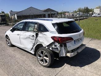 Opel Astra BREAK 1.5 CDTI picture 4