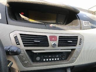 Citroën C4-picasso 1.6 hdi  picture 11