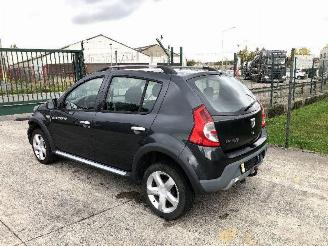 Dacia Sandero 1.6 I  STEPWAY picture 2