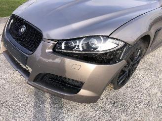 Jaguar XF 2.2 D picture 8