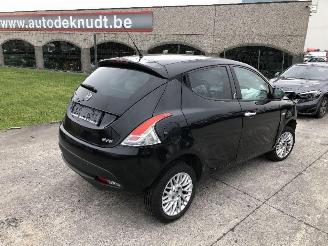 Salvage car Lancia Ypsilon 0.9  GOLD 2013/10