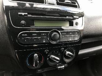 Mitsubishi Space-star 1.0 picture 19