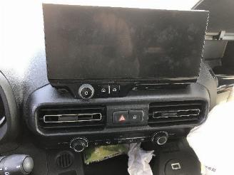 Opel Combo 1.5 cdti CARGO picture 17